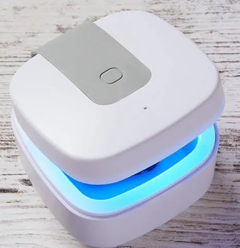 U-V-C Sanitizer Portable Case