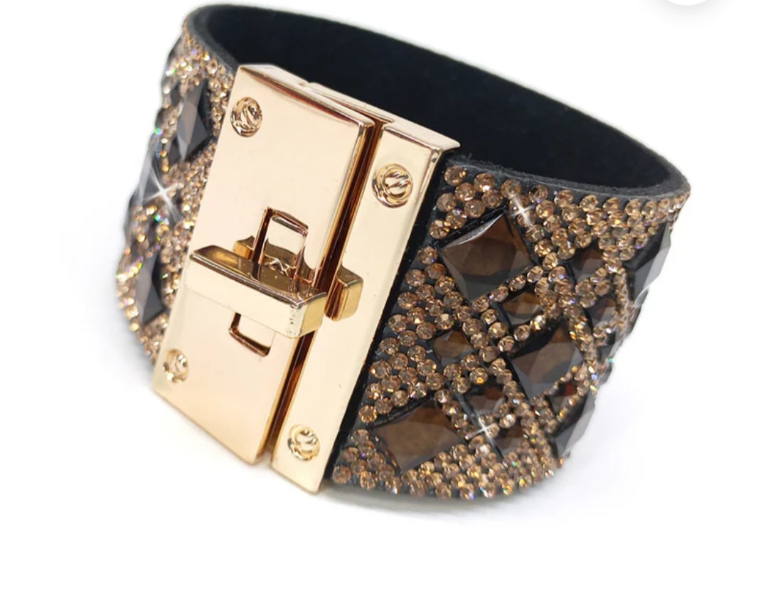 CHOCOLATE DIAMOND CRYSTAL CUFF