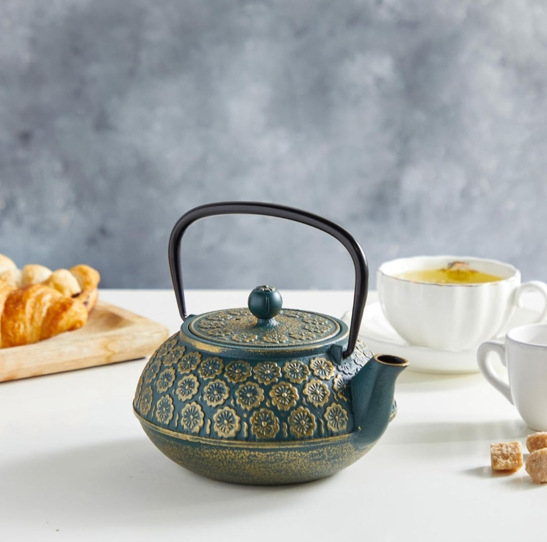 Juvale Cast Iron Tea Kettle with Infuser - 34 oz, Sage Green/Floral