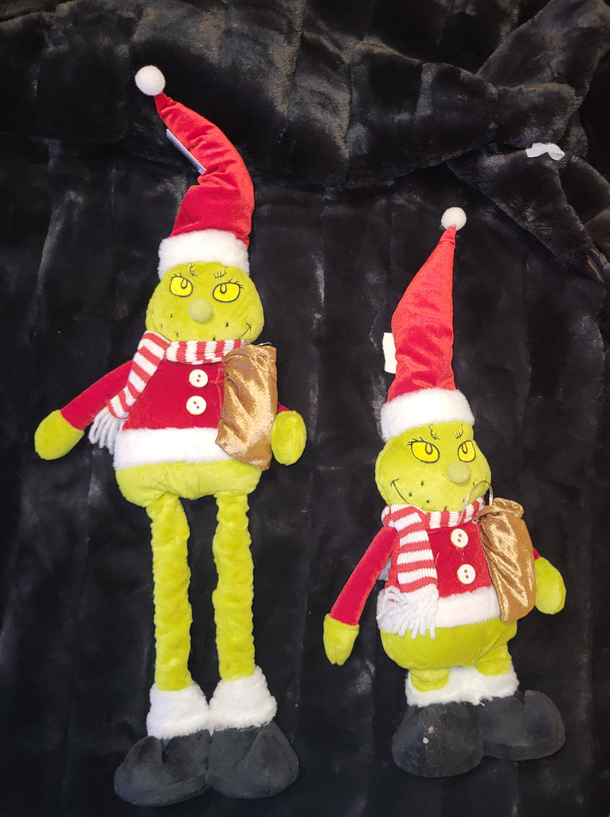 Animated Singing Plush Christmas Decor with Extendable Legs Singing Feliz Navidad