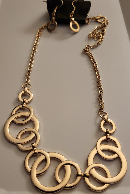 Jewelry Necklace/Earrings