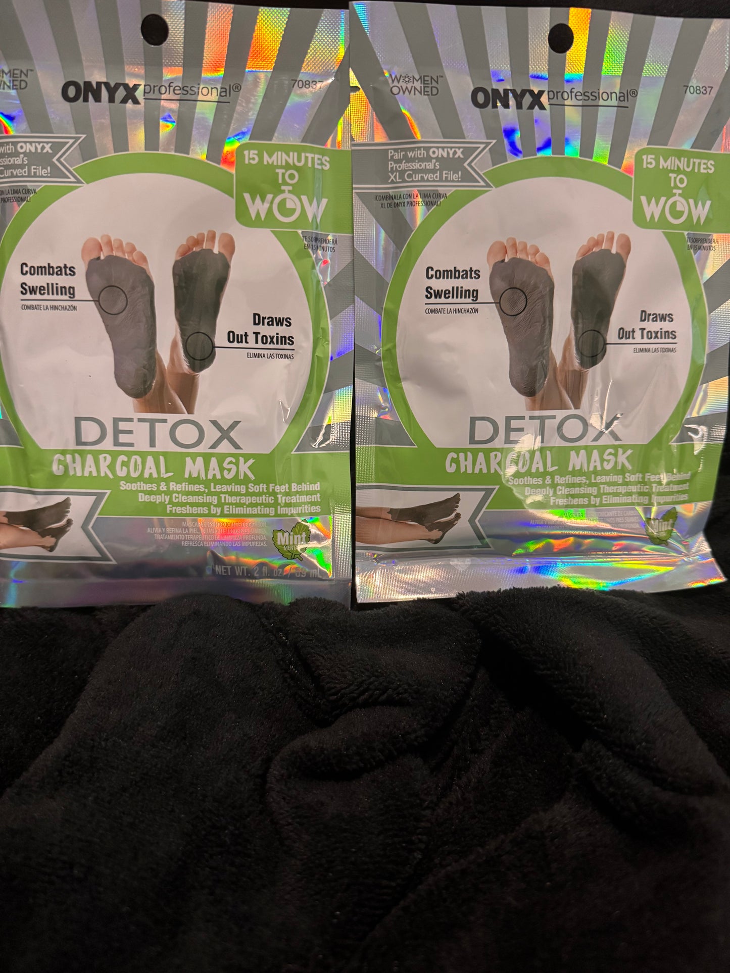 Onyx Detox Charcoal Foot Mask