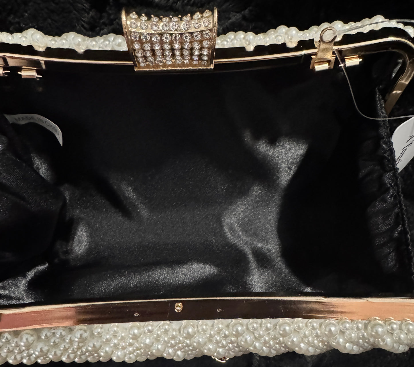 Pearl Clutch Purse Trimmed In Gold W/Bow Pearl Gold Earrings Perfect For a Wedding