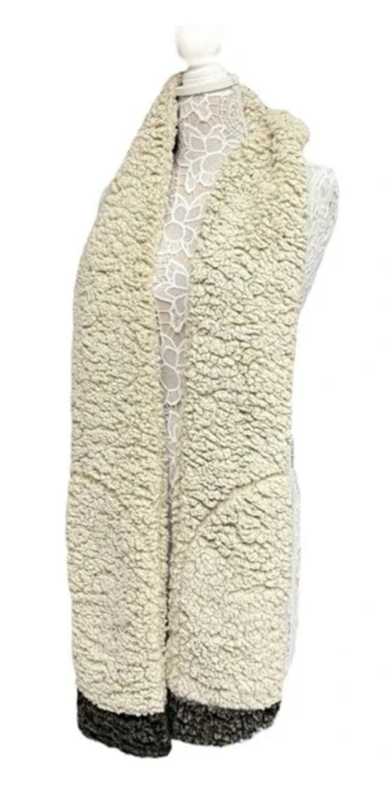 Winter Live Oak Brand Cream Sherpa Scarf with Hand Warmer Pockets 80x6”