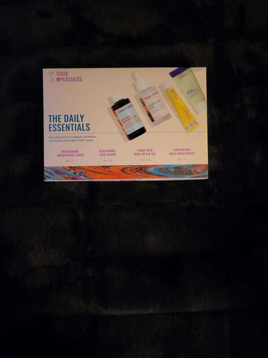 Good Molecules The Daily Essentials Set, 4-Step Skin Care Kit
