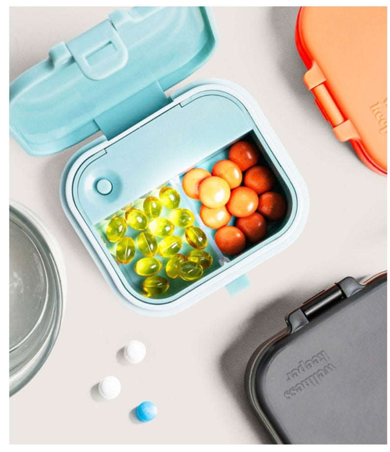 Mini Light-Up Pill and Vitamin Case
