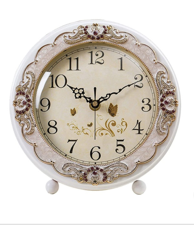 8c Vintage Table Clock Non-Ticking European Style Battery Operated, Silent Quartz Movement