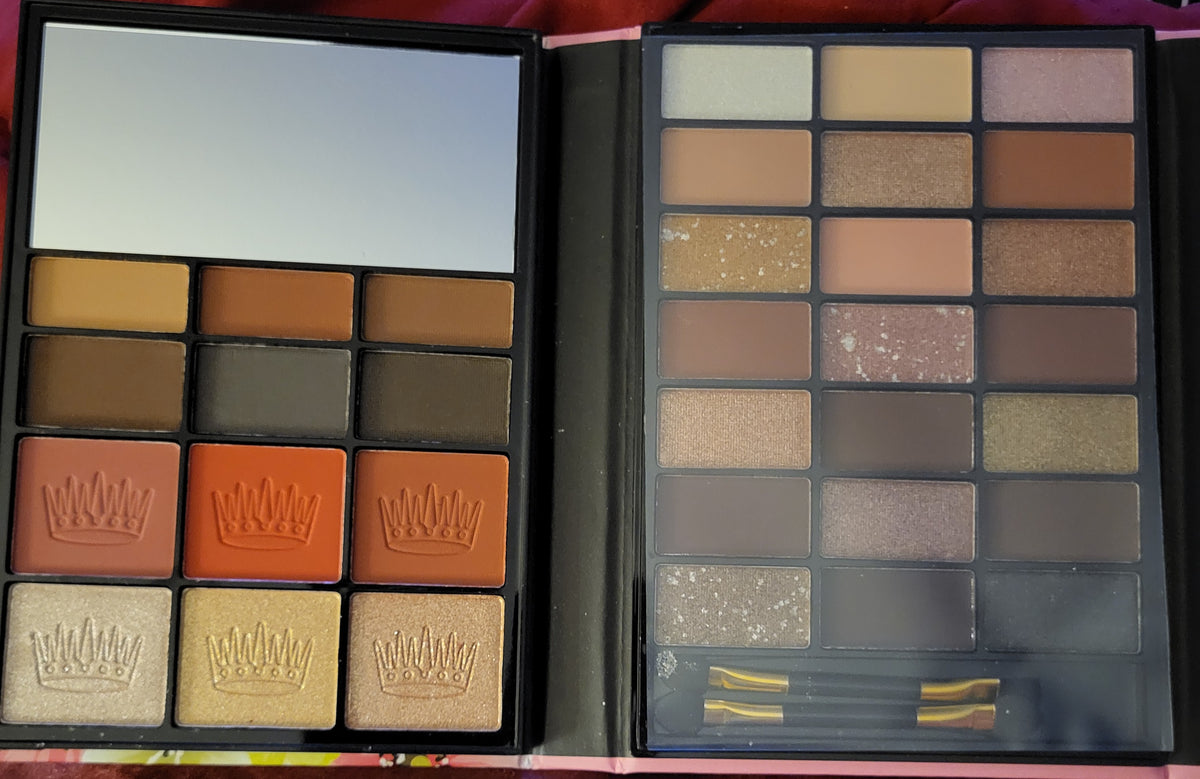 Mocallure Love Forever 7-Page Makeup Book Palette
