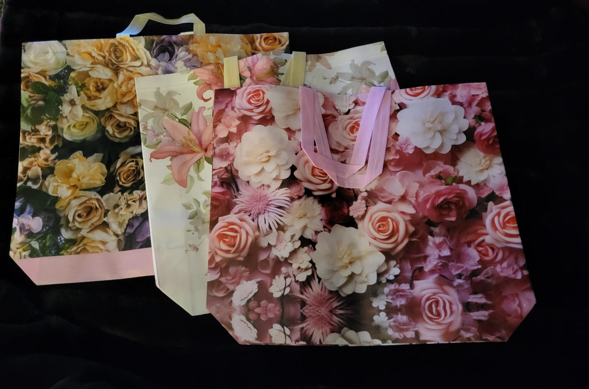 Floral Bloom Print Multi-Use Foldable Shopper