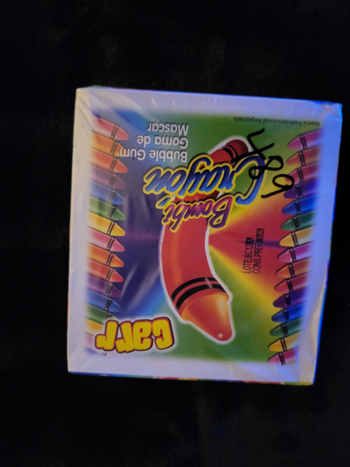 Crayon Shaped Fruit Flavored Bubble Gum